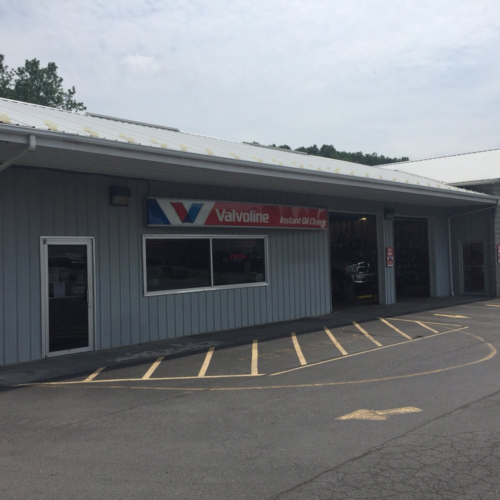 Valvoline Instant Oil Change - Exterior - Oil Change Stations Near Me - Cumberland, Maryland Valvoline Instant Oil Change - Exterior - Oil Change Stations Near Me - Cumberland, Maryland