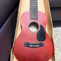 Main Street Pickers - We found this gorgeous guitar for my toddler for $25. It looks beautifully made and it's incredibly well preserved.