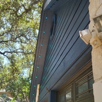 Finlee Electric - Permanent holiday lighting - Electricians Near Me - San Antonio, Texas Finlee Electric - Permanent holiday lighting - Electricians Near Me - San Antonio, Texas