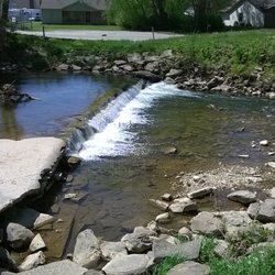 Kennedy Park - Small "waterfall" (only a foot or two)
