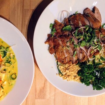 Cây Tre - Ente mit Nüssen und Gemüse - Vietnamese Near Me - Bonn, NW