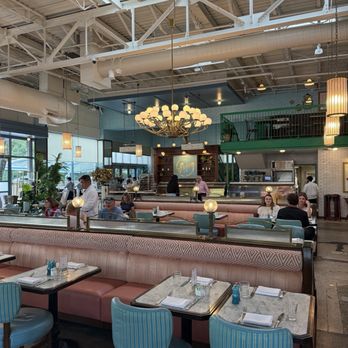 Sadelle's - Indoor - Breakfast & Brunch Near Me - Dallas, Texas Sadelle's - Indoor - Breakfast & Brunch Near Me - Dallas, Texas