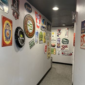 Dukes Plates & Pints - Hallway from inside to patio - Salad Near Me - Sacramento, California