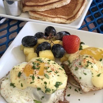 Anuenue Cafe - Cafes Near Me - Koloa, Hawaii