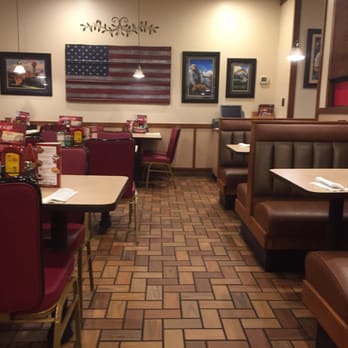 Iron Skillet - American Near Me - Knoxville, Tennessee