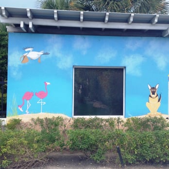 Putt'n Around - You can't miss the cheerfully bright walls on NE 5th Ave - Mini Golf Near Me - Delray Beach, Florida Putt'n Around - You can't miss the cheerfully bright walls on NE 5th Ave - Mini Golf Near Me - Delray Beach, Florida