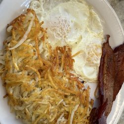 Powderhorn Cafe - Eggs hash brown bacon