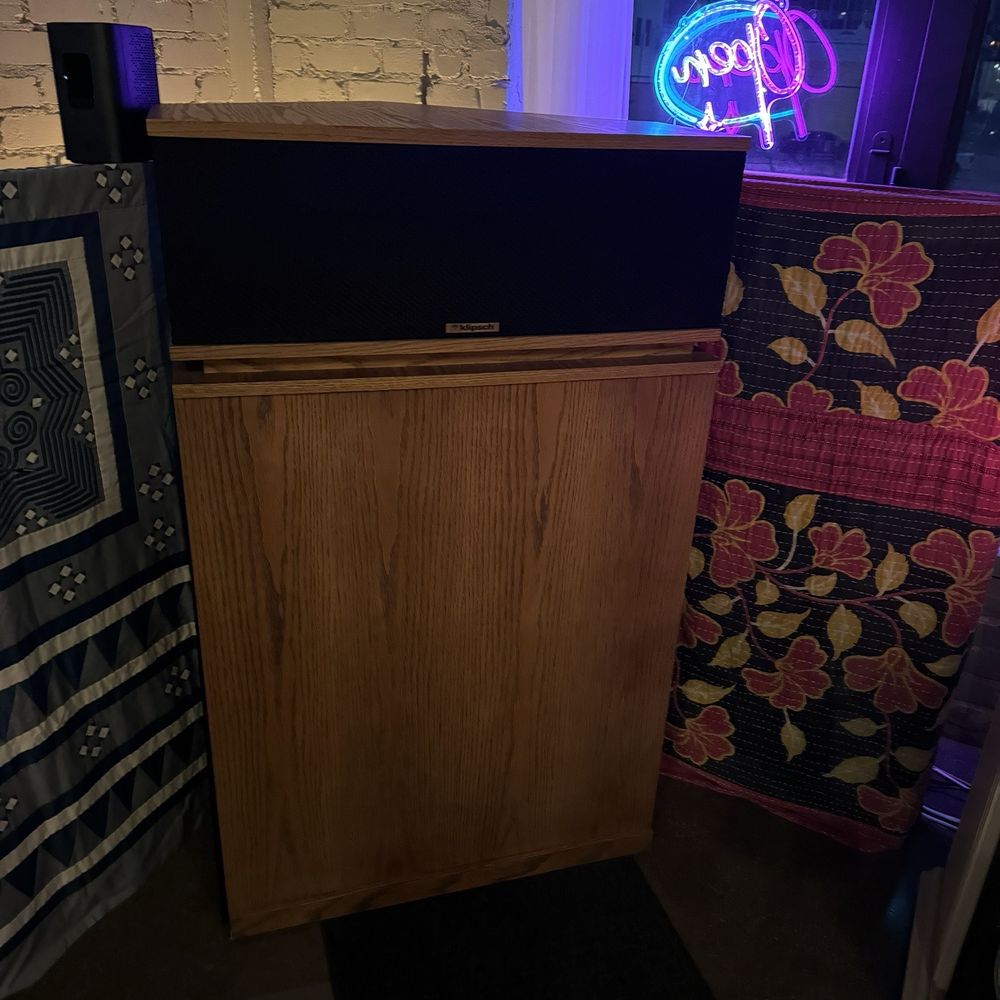 Speaker Speaker