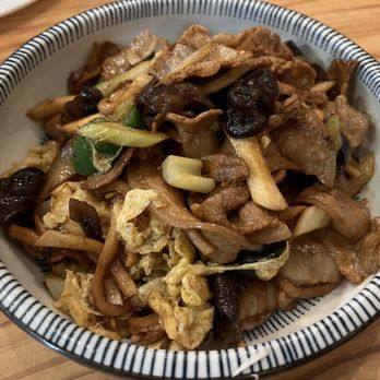 Hunan Style - 农家一锅 pork with egg mushroom (spicy) - Chinese Near Me - Davis, California