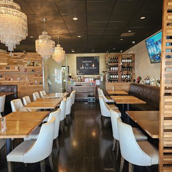 Silk Thai Cuisine - Place you can enjoy with your love one. - Thai Near Me - Huntington Beach, California Silk Thai Cuisine - Place you can enjoy with your love one. - Thai Near Me - Huntington Beach, California