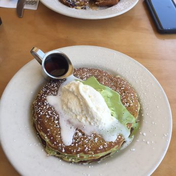 Bea Bea's - Green tea pancakes - Coffee & Tea Near Me - Burbank, California