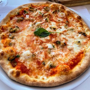 Il Basilico - Pizza frutti di mare - Food Delivery Services Near Me - Zürich, ZH Il Basilico - Pizza frutti di mare - Food Delivery Services Near Me - Zürich, ZH