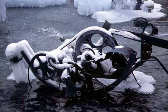 Tinguely Fountain by null