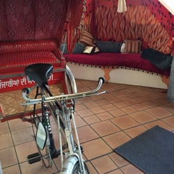 Taste of India - Pretty cool waiting area.