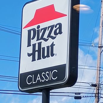 Pizza Hut - Pizza Hut Classic sign - Pizza Near Me - Tunkhannock, Pennsylvania