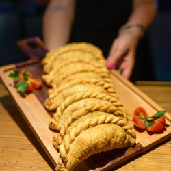 Estillo Campo - Auténticas empanadillas argentinas, en Fuengirola. Somos tu restaurante argentino en Fuengirola.