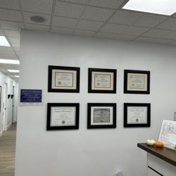 Healing Hand Acupuncture - front desk