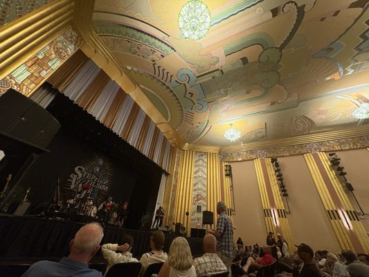 Cascade Theatre by null