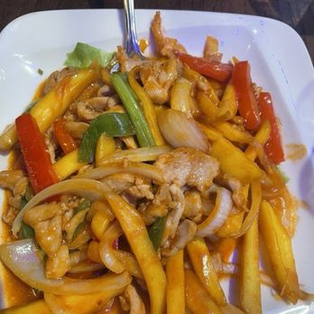 Nyonya - Chicken with mango - wrong order - Malaysian Near Me - New York, New York Nyonya - Chicken with mango - wrong order - Malaysian Near Me - New York, New York
