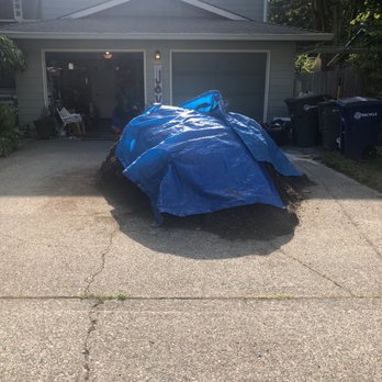 Pacific Topsoils - Mulch placement not as requested  Poor customer service - Building Supplies Near Me - Kenmore, Washington