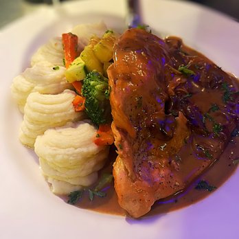 Cafe Mundial - Chicken Madeira - Lounges Near Me - Monrovia, California Cafe Mundial - Chicken Madeira - Lounges Near Me - Monrovia, California