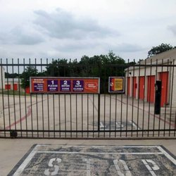 Public Storage