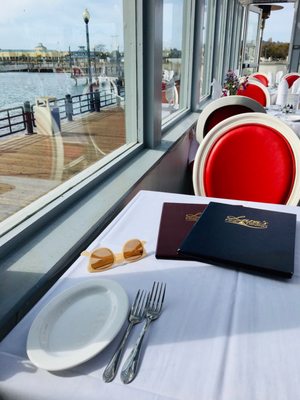 Lara's Fine Dining by null