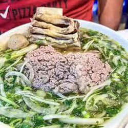 Pho Huong Lan
