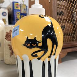 Goodwill Retail - Super cute!