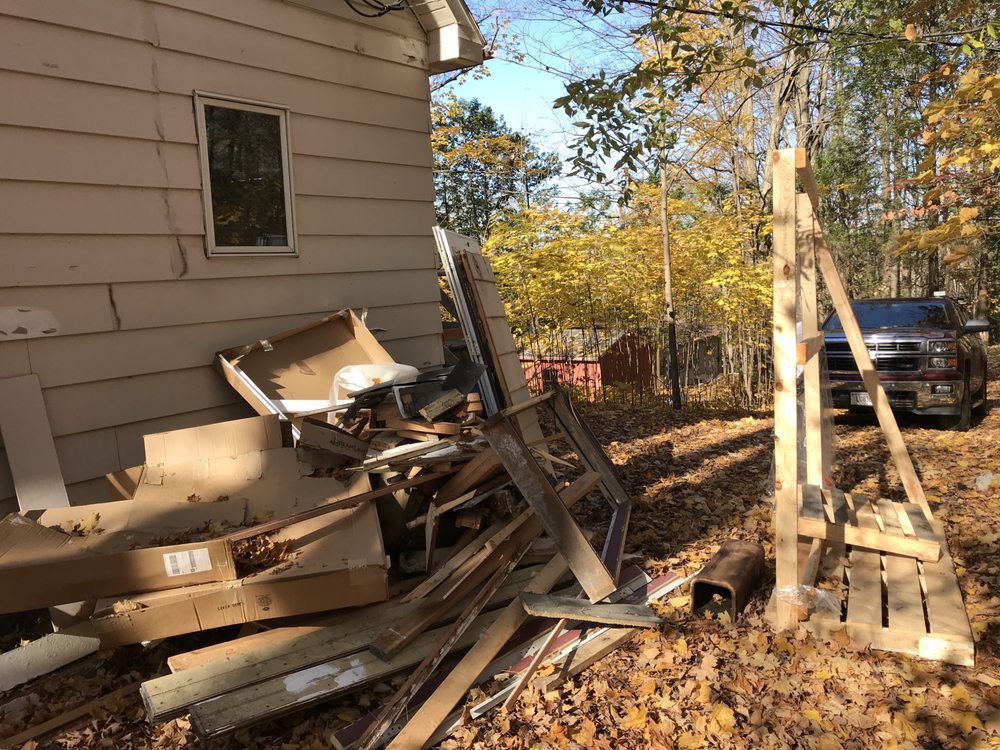 TRASH TITANS HAULING & JUNK REMOVAL Updated August 2024 Wausau