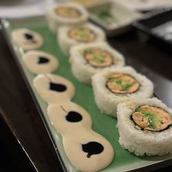 Hirosa Sushi & Japanese Cuisine - Salmon tempura