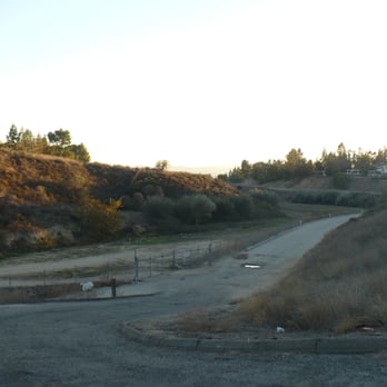 Limekiln Canyon Trail - Lower Limekiln Canyon Trail, south of Chatsworth St - Hiking Near Me - Northridge, California Limekiln Canyon Trail - Lower Limekiln Canyon Trail, south of Chatsworth St - Hiking Near Me - Northridge, California