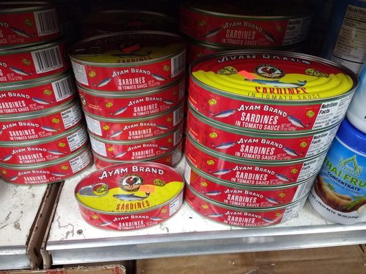 Hung Phat Grocery by null