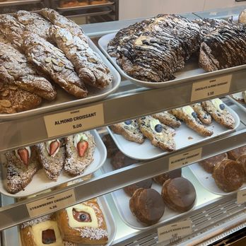 Bonrue Bakery formerly Farmstead - Coffee & Tea Near Me - Hurricane, Utah