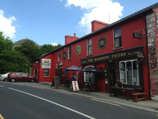 Roadside Tavern Lisdoonvarna by null