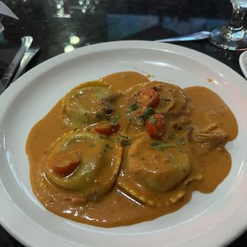 Roberto's Trattoria & Chophouse - Short rib ravioli - Italian Near Me - Saint Louis, Missouri