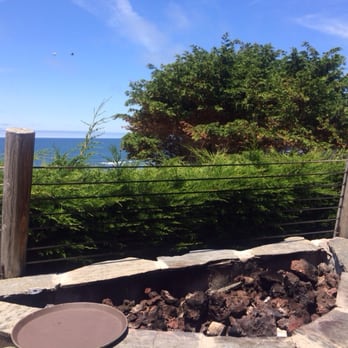 Moss Beach Distillery - Obstructed view when sitting down. - Seafood Near Me - Moss Beach, California