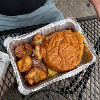 Turtle Bread Company - Breakfast sandwich with bacon and side of potatoes - Bakeries Near Me - Minneapolis, Minnesota