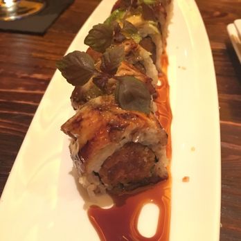 KUU Restaurant - Spicy tuna and freshwater eel roll - Japanese Near Me - Houston, Texas KUU Restaurant - Spicy tuna and freshwater eel roll - Japanese Near Me - Houston, Texas