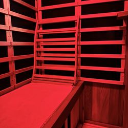 Wellness On Whyte - Infrared sauna