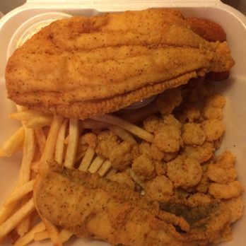 Big Bite'z Mooresville - Friday night Fish Shrimp Combo - New American Near Me - Mooresville, North Carolina