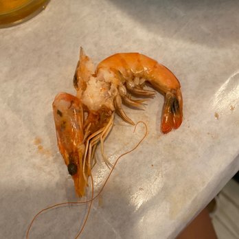 The Boiling Crab - Black spots, can't tear the shell from the meat... not fresh at all - Seafood Near Me - Honolulu, Hawaii The Boiling Crab - Black spots, can't tear the shell from the meat... not fresh at all - Seafood Near Me - Honolulu, Hawaii