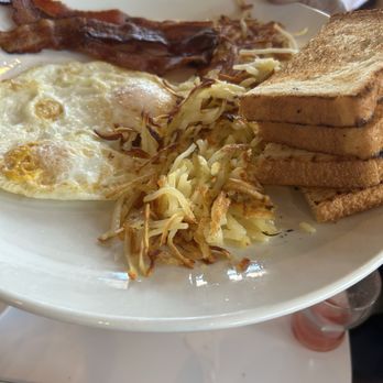 Broken Yolk Cafe - Breakfast & Brunch Near Me - Las Vegas, Nevada Broken Yolk Cafe - Breakfast & Brunch Near Me - Las Vegas, Nevada