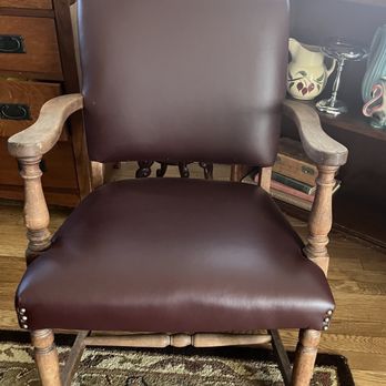 Upholstery by Jorge's - Furniture Reupholstery Near Me - Chicago, Illinois