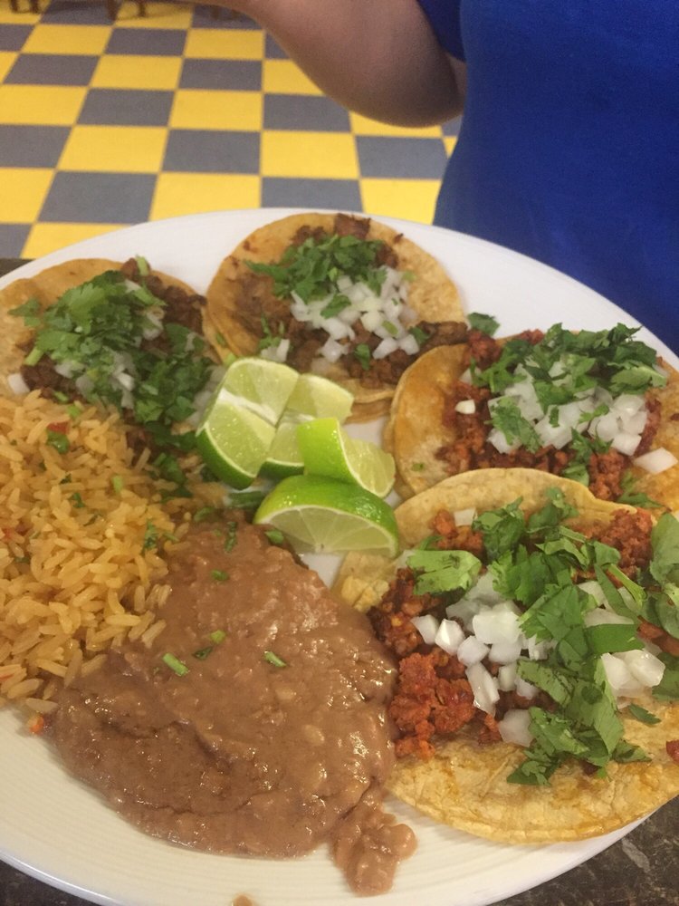 TAQUERIA LA MEXICANA CLOSED 15 Photos & 26 Reviews 132 S Beloit