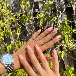 Luxe Nails