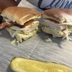 Larry's Giant Subs - Kong Sub