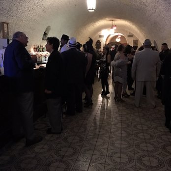 Wabasha Street Caves - Bar area - Historical Tours Near Me - Saint Paul, Minnesota