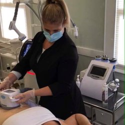 Bella Estetica Spa - Destroying fat cells!