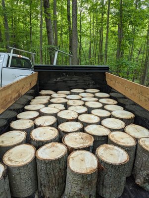 Cottonwood Ready for Your Campgrounds & Events! - We offer a wide variety of specialty wood fuel products from simple campfire bundles to premium smoker wood or hardwood by the cord for keeping your home warm and cozy all winter long. Got wood of your own? Take advantage of our mobile firewood processing where we come to you and take care of the hard work for you. We also sell natural wood craft pieces from centerpiece rounds or small drink coasters, to full live edge planks. Have a question, or perhaps you've got a wood project or idea that we don't provide? We'll find a way to get you what you need guaranteed, whether that's expanding our own work scope to fit your needs, or referring you to someone we would trust to get that job done. We're willing to tackle any project from supplying your campground with firewood that your customers will love, to cutting and finishing beautiful black walnut centerpieces for your wedding or event.